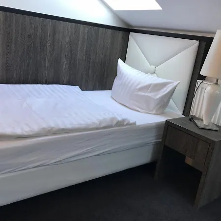 Cs Schweiger Hotel 3*